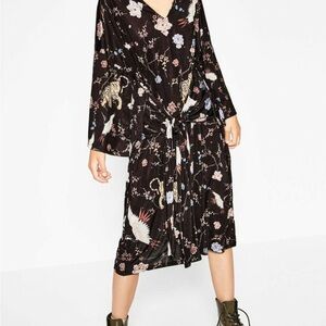 Zara Black Floral Kimono